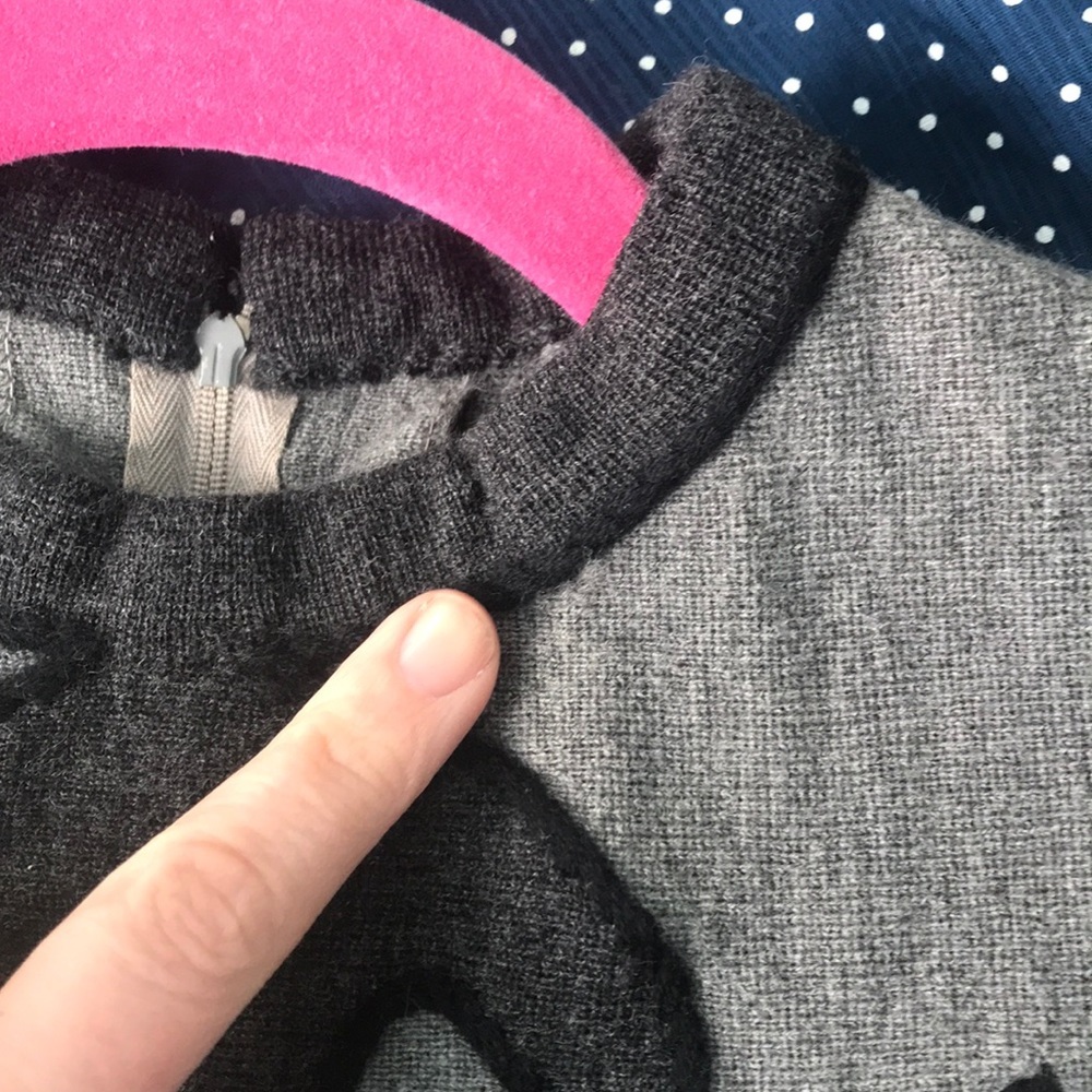 Vintage wool mini dress with appliqué. Sz Xs/s - Picture 10 of 13